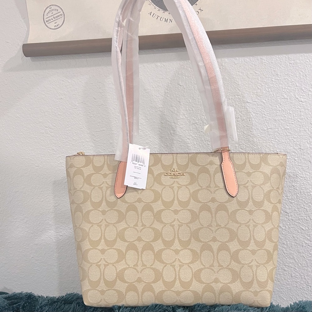 NEW Coach Signature Tote Bag